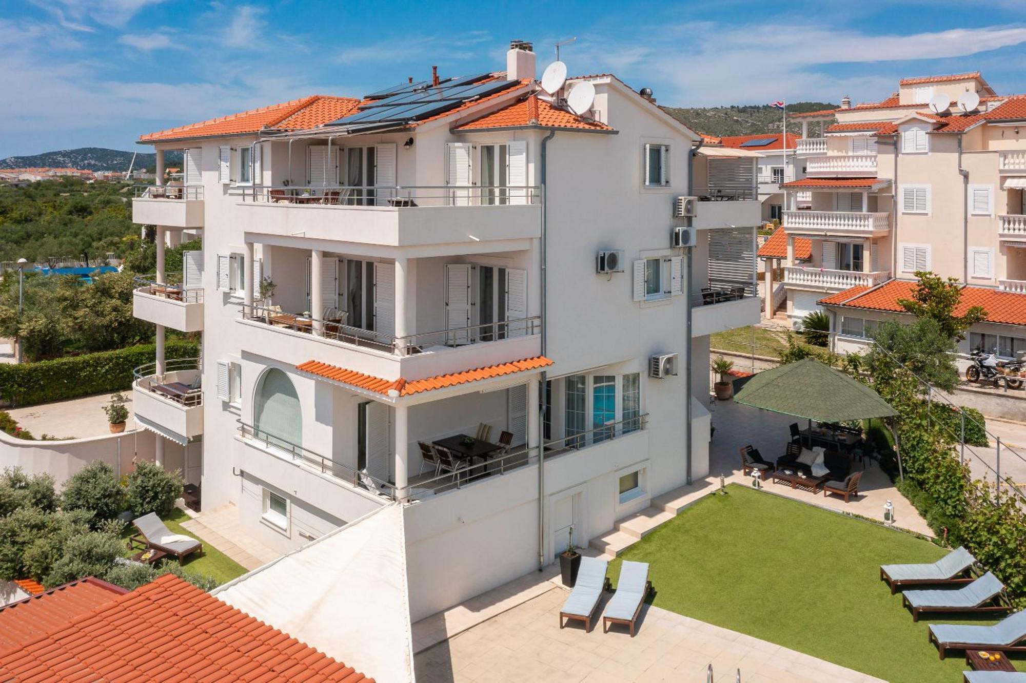 Sea View Apartments Tihi II Vodice Eksteriør bilde