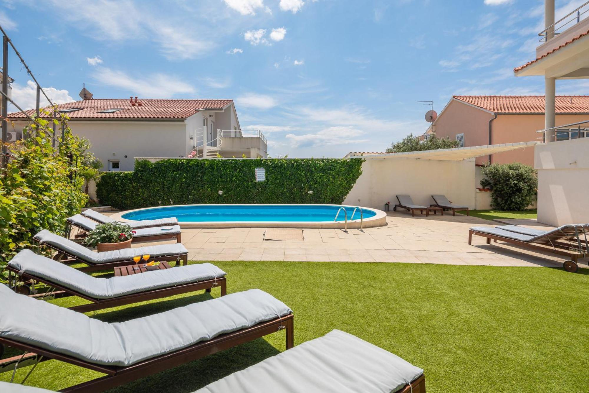 Sea View Apartments Tihi II Vodice Eksteriør bilde